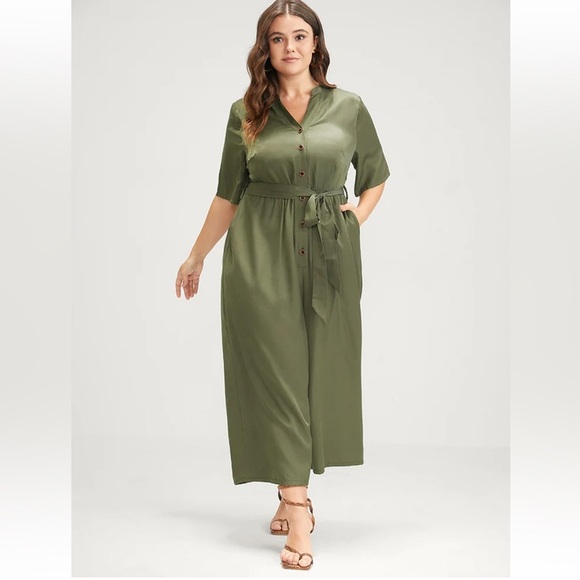 BloomChic Plus Size 4XL Solid Pocket Button Belted Jumpsuit us26 - Picture 5 of 6